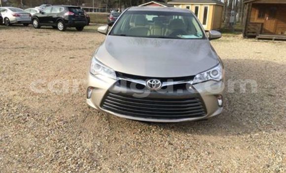 Acheter Neuf Voiture Toyota Camry Gris à Ouagadougou au Burkina-Faso Acheter Neuf Voiture Toyota Camry Gris à Ouagadougou au Burkina-Faso