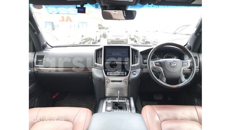 Big with watermark toyota land cruiser burkina faso import dubai 6603