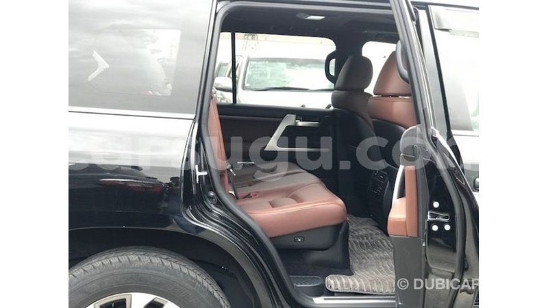 Big with watermark toyota land cruiser burkina faso import dubai 6603