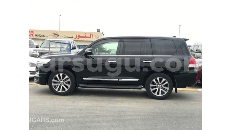 Big with watermark toyota land cruiser burkina faso import dubai 6603