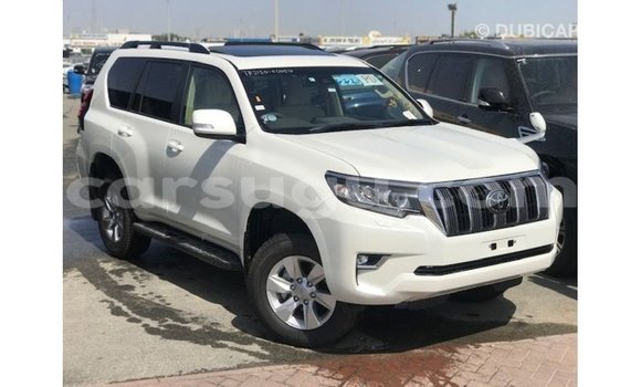 Acheter Import Voiture Toyota Prado Blanc à Import - Dubai, Burkina-Faso Acheter Import Voiture Toyota Prado Blanc à Import - Dubai, Burkina-Faso