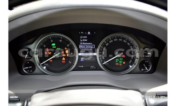 Buy Import Toyota Land Cruiser White Car in Import - Dubai in Burkina Faso Buy Import Toyota Land Cruiser White Car in Import - Dubai in Burkina Faso