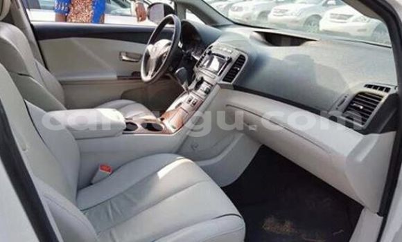Acheter Neuf Voiture Toyota Venza Gris à Ouagadougou, Burkina-Faso Acheter Neuf Voiture Toyota Venza Gris à Ouagadougou, Burkina-Faso