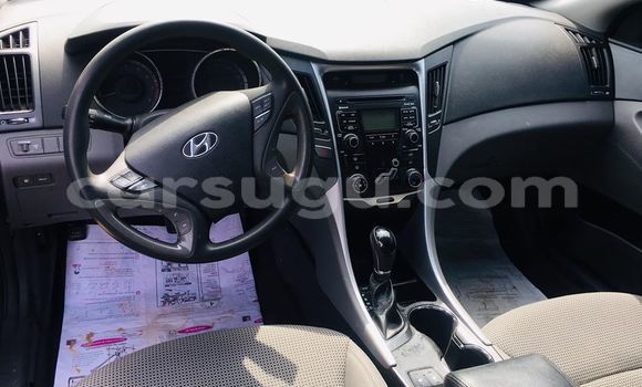Sayi Na hannu Hyundai Sonata Sauran Mota in Ouagadougou a Burkina Faso Sayi Na hannu Hyundai Sonata Sauran Mota in Ouagadougou a Burkina Faso