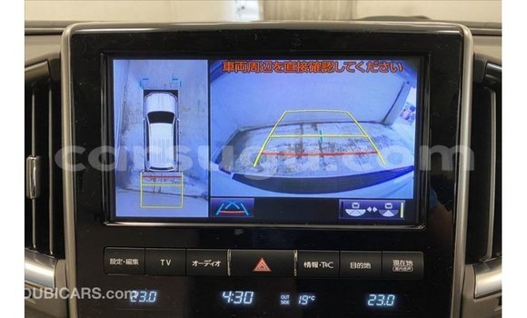 Sayi Imported Toyota Land Cruiser White Mota in Import - Dubai a Burkina Faso Sayi Imported Toyota Land Cruiser White Mota in Import - Dubai a Burkina Faso