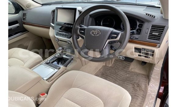 Sayi Imported Toyota Land Cruiser Red Mota in Import - Dubai a Burkina Faso Sayi Imported Toyota Land Cruiser Red Mota in Import - Dubai a Burkina Faso