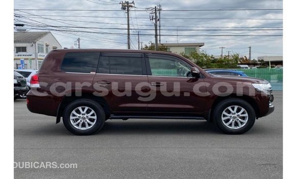 Sayi Imported Toyota Land Cruiser Red Mota in Import - Dubai a Burkina Faso Sayi Imported Toyota Land Cruiser Red Mota in Import - Dubai a Burkina Faso