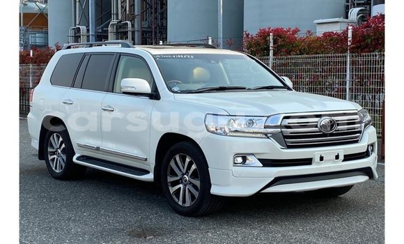 Sayi Imported Toyota Land Cruiser White Mota in Import - Dubai a Burkina Faso Sayi Imported Toyota Land Cruiser White Mota in Import - Dubai a Burkina Faso
