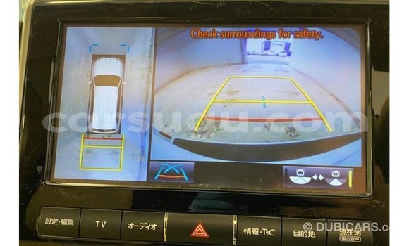 Sayi Imported Toyota Land Cruiser White Mota in Import - Dubai a Burkina Faso Sayi Imported Toyota Land Cruiser White Mota in Import - Dubai a Burkina Faso