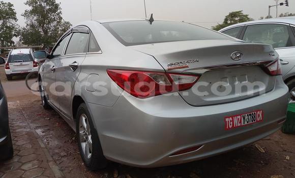 Acheter Neuf Voiture Hyundai Sonata Marron à Ouagadougou, Burkina-Faso Acheter Neuf Voiture Hyundai Sonata Marron à Ouagadougou, Burkina-Faso