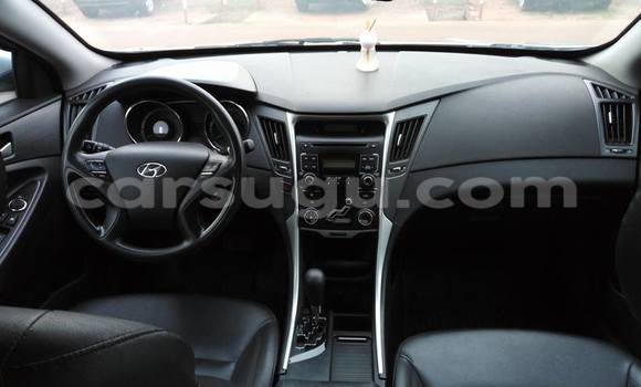 Acheter Neuf Voiture Hyundai Sonata Marron à Ouagadougou, Burkina-Faso Acheter Neuf Voiture Hyundai Sonata Marron à Ouagadougou, Burkina-Faso
