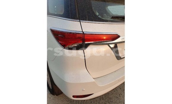 Buy Import Toyota Fortuner White Car in Import - Dubai in Burkina Faso Buy Import Toyota Fortuner White Car in Import - Dubai in Burkina Faso