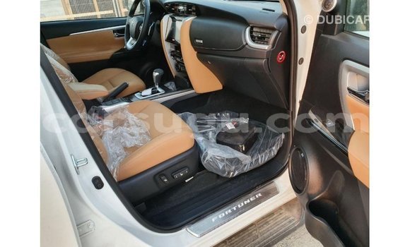 Buy Import Toyota Fortuner White Car in Import - Dubai in Burkina Faso Buy Import Toyota Fortuner White Car in Import - Dubai in Burkina Faso