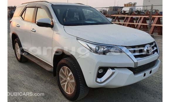 Buy Import Toyota Fortuner White Car in Import - Dubai in Burkina Faso Buy Import Toyota Fortuner White Car in Import - Dubai in Burkina Faso