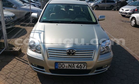 Acheter Neuf Voiture Toyota Avensis Marron à Ouagadougou, Burkina-Faso Acheter Neuf Voiture Toyota Avensis Marron à Ouagadougou, Burkina-Faso