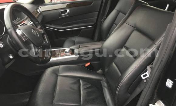 Acheter Neuf Voiture Mercedes-Benz 200 Noir à Ouagadougou, Burkina-Faso Acheter Neuf Voiture Mercedes-Benz 200 Noir à Ouagadougou, Burkina-Faso