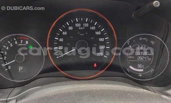 Acheter Import Moto Honda C Blanc à Import - Dubai, Burkina-Faso Acheter Import Moto Honda C Blanc à Import - Dubai, Burkina-Faso