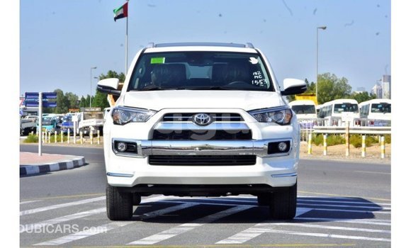 Buy Import Toyota HiAce White Truck in Import - Dubai in Burkina Faso Buy Import Toyota HiAce White Truck in Import - Dubai in Burkina Faso
