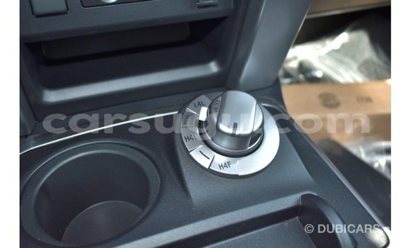 Buy Import Toyota HiAce White Truck in Import - Dubai in Burkina Faso Buy Import Toyota HiAce White Truck in Import - Dubai in Burkina Faso