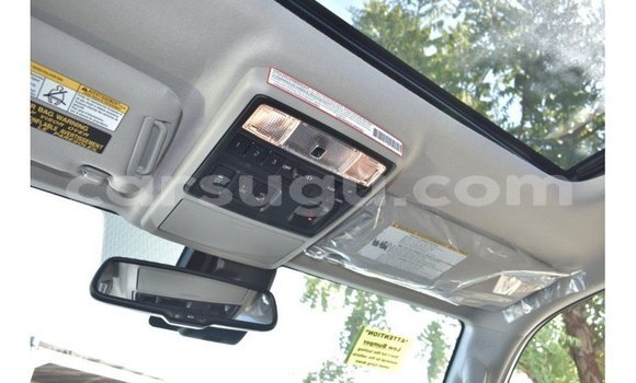 Buy Import Toyota HiAce White Truck in Import - Dubai in Burkina Faso Buy Import Toyota HiAce White Truck in Import - Dubai in Burkina Faso