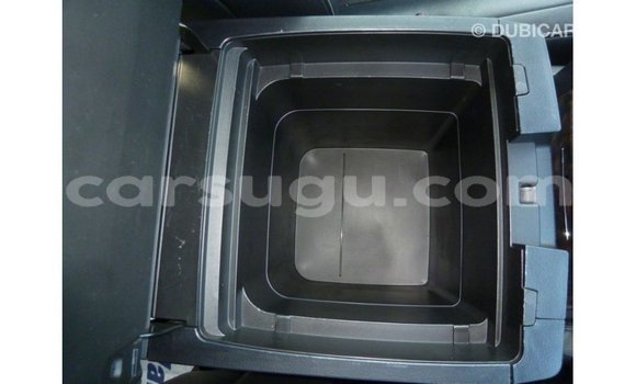 Sayi Imported Toyota Land Cruiser White Mota in Import - Dubai a Burkina Faso Sayi Imported Toyota Land Cruiser White Mota in Import - Dubai a Burkina Faso