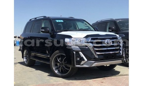 Sayi Imported Toyota Land Cruiser Black Mota in Import - Dubai a Burkina Faso Sayi Imported Toyota Land Cruiser Black Mota in Import - Dubai a Burkina Faso
