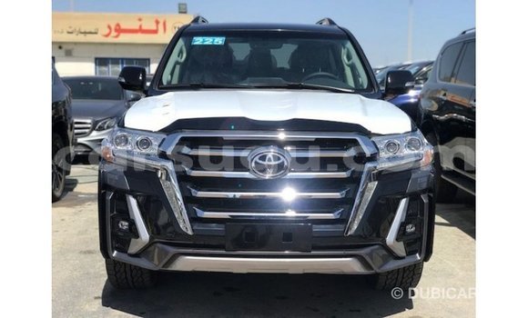 Sayi Imported Toyota Land Cruiser Black Mota in Import - Dubai a Burkina Faso Sayi Imported Toyota Land Cruiser Black Mota in Import - Dubai a Burkina Faso