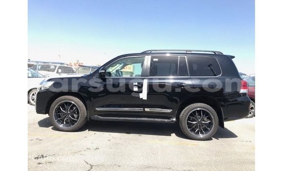 Sayi Imported Toyota Land Cruiser Black Mota in Import - Dubai a Burkina Faso Sayi Imported Toyota Land Cruiser Black Mota in Import - Dubai a Burkina Faso