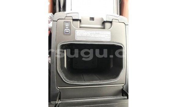 Sayi Imported Toyota Land Cruiser Black Mota in Import - Dubai a Burkina Faso Sayi Imported Toyota Land Cruiser Black Mota in Import - Dubai a Burkina Faso