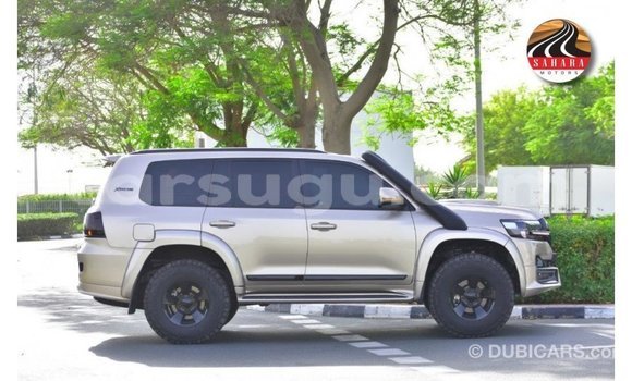 Buy Import Toyota Land Cruiser Other Car in Import - Dubai in Burkina Faso Buy Import Toyota Land Cruiser Other Car in Import - Dubai in Burkina Faso