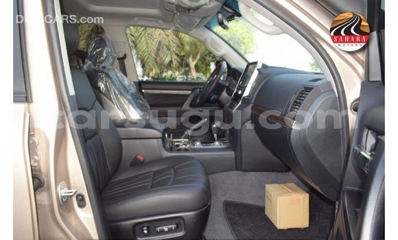 Buy Import Toyota Land Cruiser Other Car in Import - Dubai in Burkina Faso Buy Import Toyota Land Cruiser Other Car in Import - Dubai in Burkina Faso