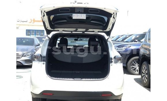 Sayi Imported Toyota Harrier White Mota in Import - Dubai a Burkina Faso Sayi Imported Toyota Harrier White Mota in Import - Dubai a Burkina Faso