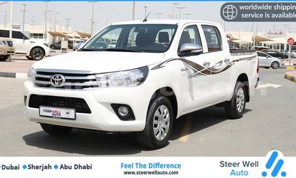 Acheter Import Voiture Toyota Hilux Blanc à Import - Dubai, Burkina-Faso Acheter Import Voiture Toyota Hilux Blanc à Import - Dubai, Burkina-Faso