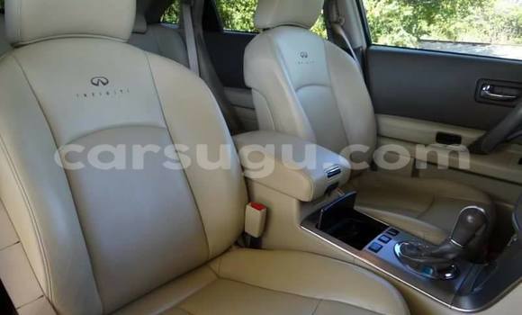 Sayi Sabo Infiniti FX–Series Blue Mota in Ouagadougou a Burkina Faso Sayi Sabo Infiniti FX–Series Blue Mota in Ouagadougou a Burkina Faso