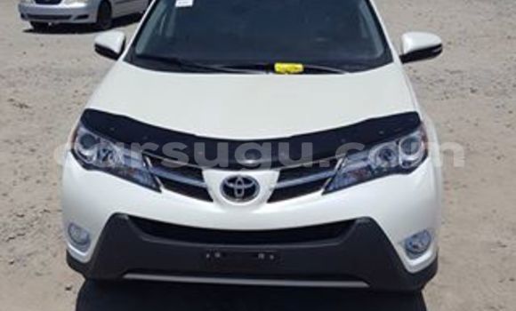 Acheter Neuf Voiture Toyota RAV4 Blanc à Ouagadougou, Burkina-Faso Acheter Neuf Voiture Toyota RAV4 Blanc à Ouagadougou, Burkina-Faso