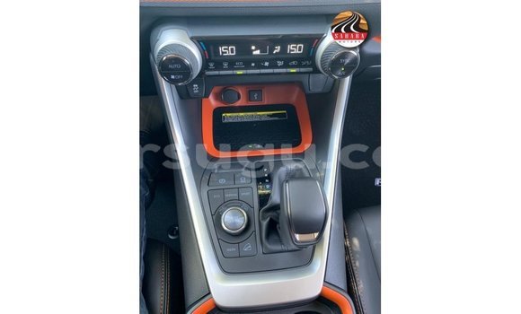 Buy Import Toyota HiAce Other Truck in Import - Dubai in Burkina Faso Buy Import Toyota HiAce Other Truck in Import - Dubai in Burkina Faso