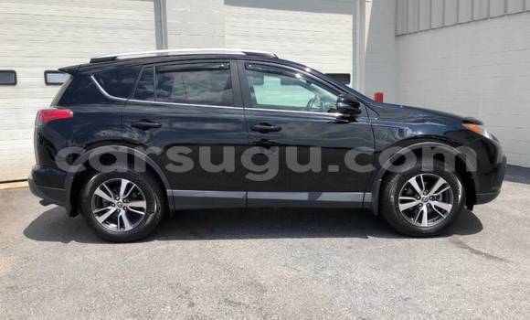 Acheter Occasion Voiture Toyota RAV4 Beige à Ouagadougou, Burkina-Faso Acheter Occasion Voiture Toyota RAV4 Beige à Ouagadougou, Burkina-Faso