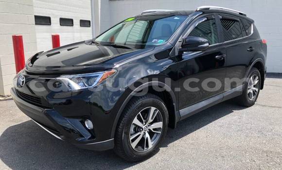 Acheter Occasion Voiture Toyota RAV4 Beige à Ouagadougou, Burkina-Faso Acheter Occasion Voiture Toyota RAV4 Beige à Ouagadougou, Burkina-Faso