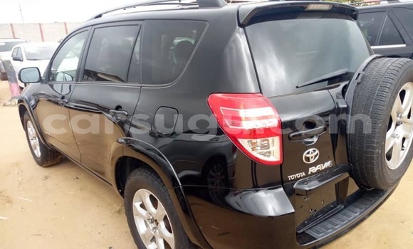 Acheter Occasion Voiture Toyota RAV4 Noir à Ouagadougou, Burkina-Faso Acheter Occasion Voiture Toyota RAV4 Noir à Ouagadougou, Burkina-Faso