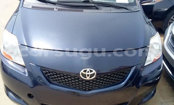 Acheter Occasion Voiture Toyota Yaris Bleu à Ouagadougou, Burkina-Faso Acheter Occasion Voiture Toyota Yaris Bleu à Ouagadougou, Burkina-Faso