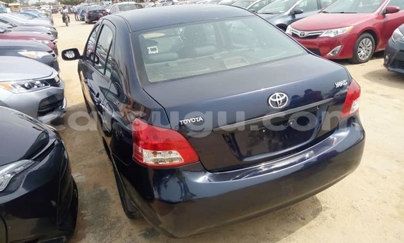Acheter Occasion Voiture Toyota Yaris Bleu à Ouagadougou, Burkina-Faso Acheter Occasion Voiture Toyota Yaris Bleu à Ouagadougou, Burkina-Faso