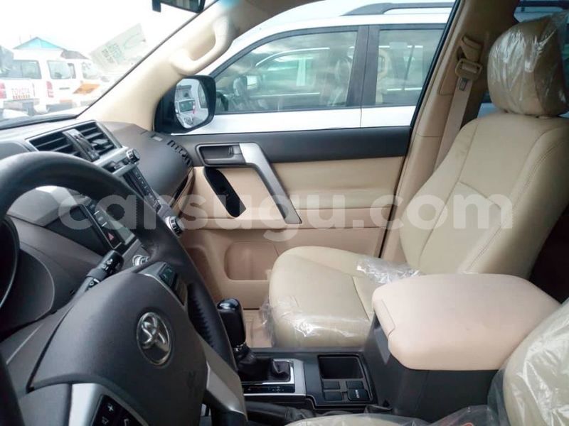 Big with watermark toyota land cruiser burkina faso ouagadougou 6734