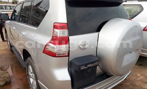 Acheter Occasion Voiture Toyota Land Cruiser Gris à Ouagadougou, Burkina-Faso Acheter Occasion Voiture Toyota Land Cruiser Gris à Ouagadougou, Burkina-Faso