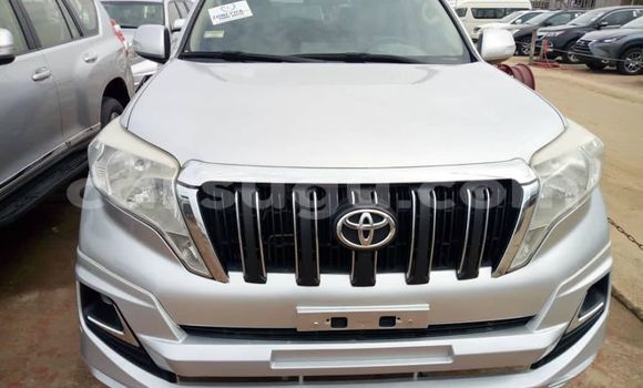 Acheter Occasion Voiture Toyota Land Cruiser Gris à Ouagadougou, Burkina-Faso Acheter Occasion Voiture Toyota Land Cruiser Gris à Ouagadougou, Burkina-Faso