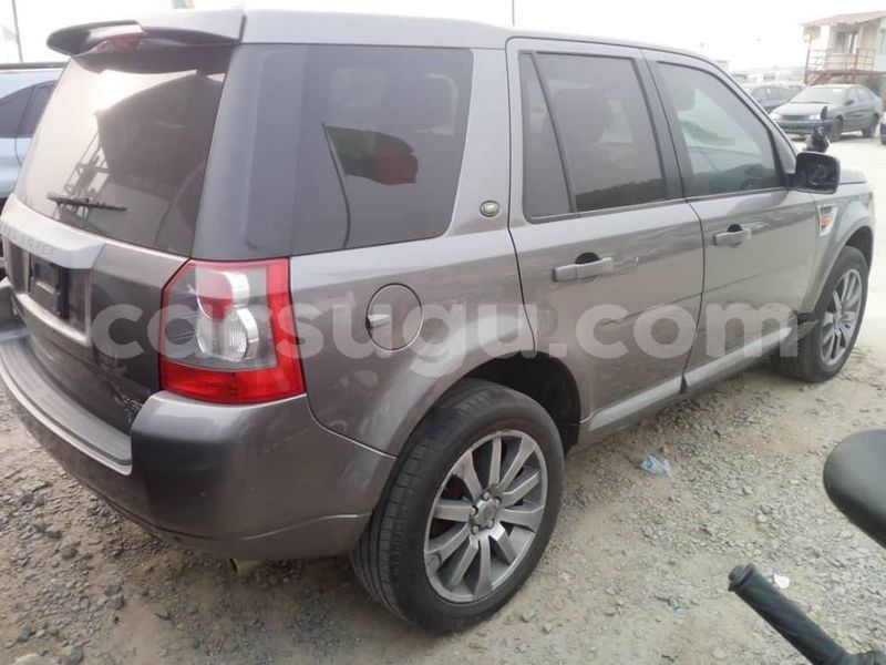 Big with watermark land rover freelander burkina faso ouagadougou 6744