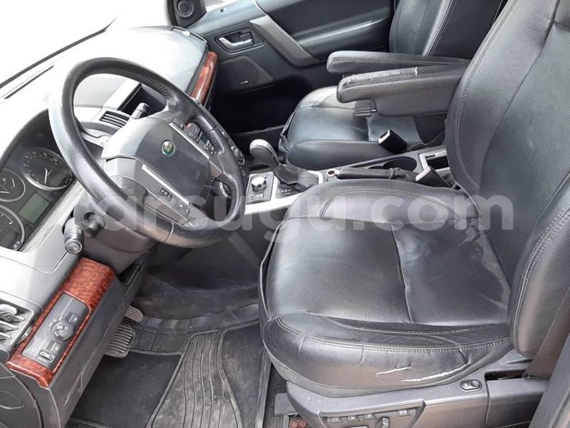 Big with watermark land rover freelander burkina faso ouagadougou 6744