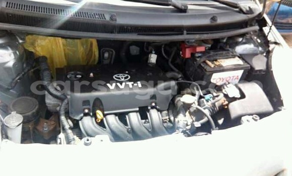 Acheter Occasion Voiture Toyota Yaris Gris à Ouagadougou, Burkina-Faso Acheter Occasion Voiture Toyota Yaris Gris à Ouagadougou, Burkina-Faso