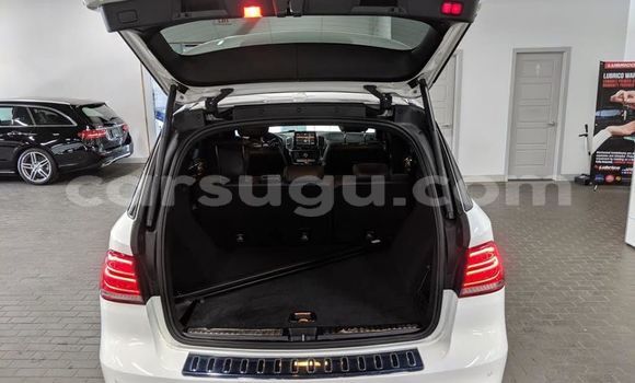 Acheter Occasion Voiture Mercedes-Benz GLE Blanc à Ouahigouya, Burkina-Faso Acheter Occasion Voiture Mercedes-Benz GLE Blanc à Ouahigouya, Burkina-Faso