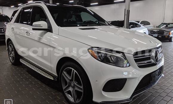 Acheter Occasion Voiture Mercedes-Benz GLE Blanc à Ouahigouya, Burkina-Faso Acheter Occasion Voiture Mercedes-Benz GLE Blanc à Ouahigouya, Burkina-Faso