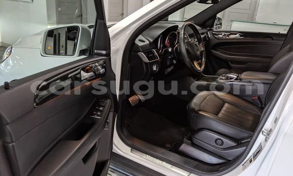 Acheter Occasion Voiture Mercedes-Benz GLE Blanc à Ouahigouya, Burkina-Faso Acheter Occasion Voiture Mercedes-Benz GLE Blanc à Ouahigouya, Burkina-Faso